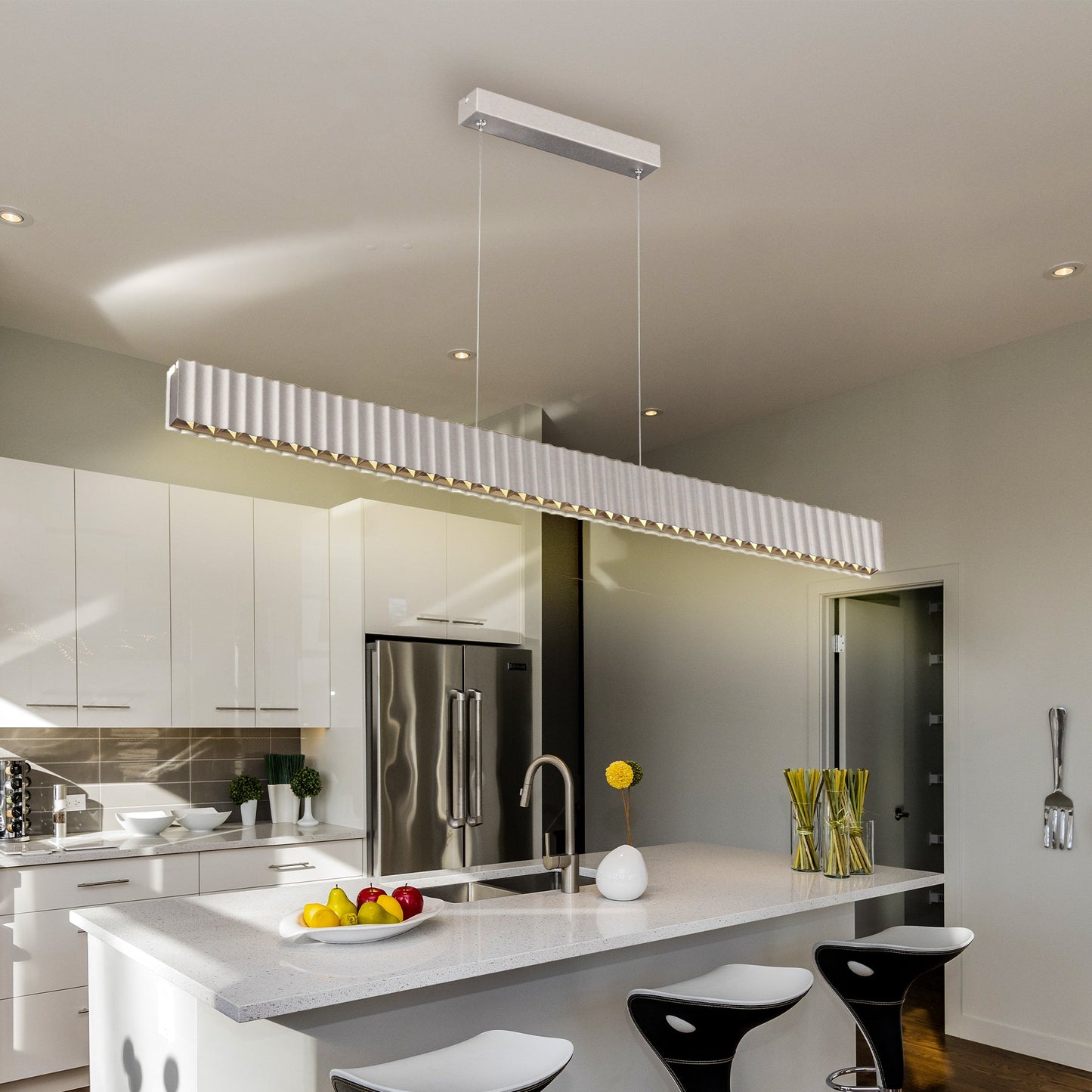 Skyline Brilliance Linear LED Pendant Light 78W 4000K in Black or White or Gold